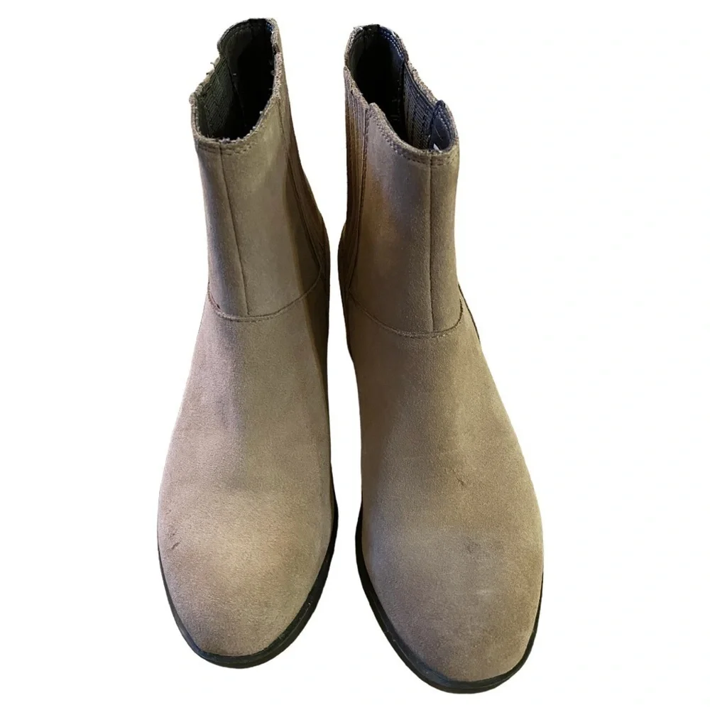 Sorel Lola Chelsea Boot Tan Size 7